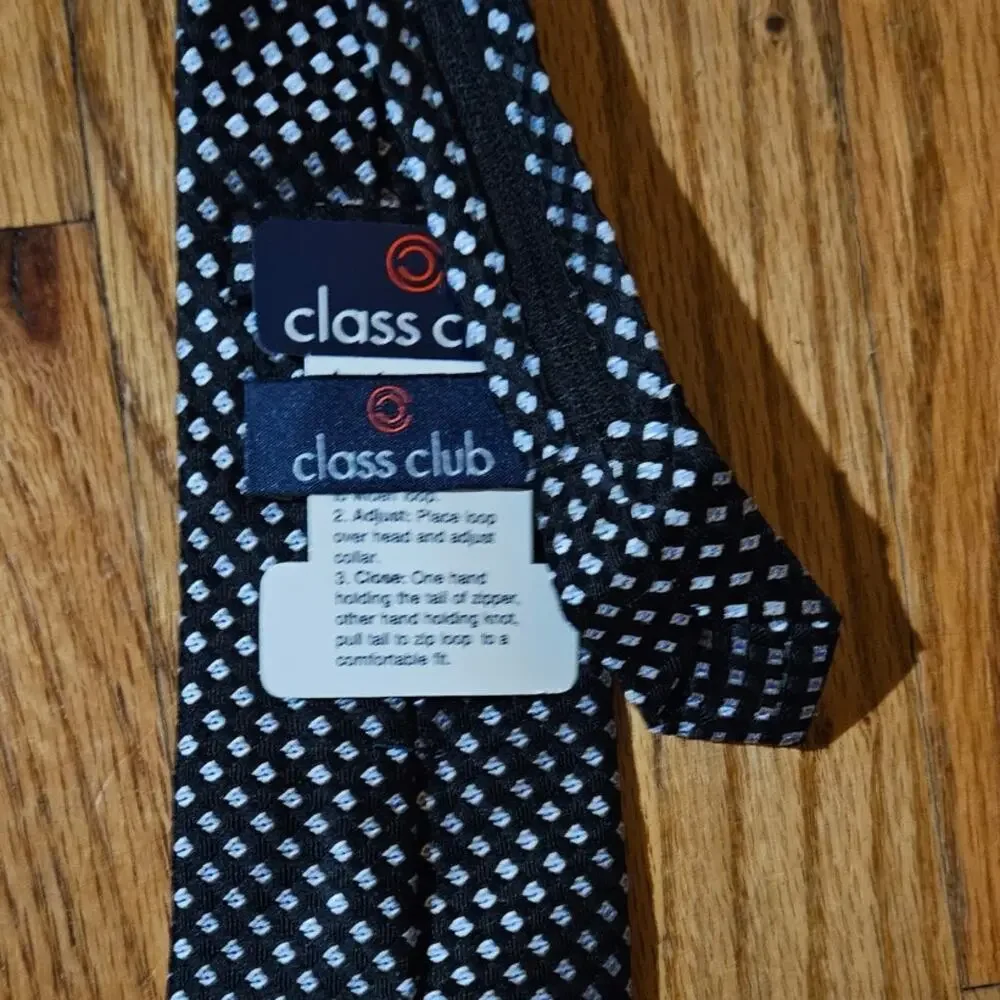 Class Club Boys Navy Blue Print Necktie